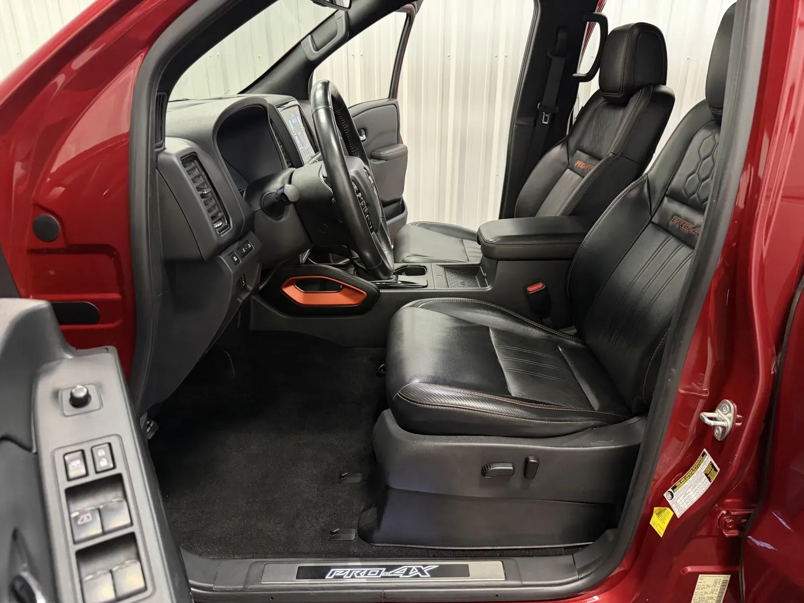 2023 Nissan Frontier PRO-4X - Photo 42