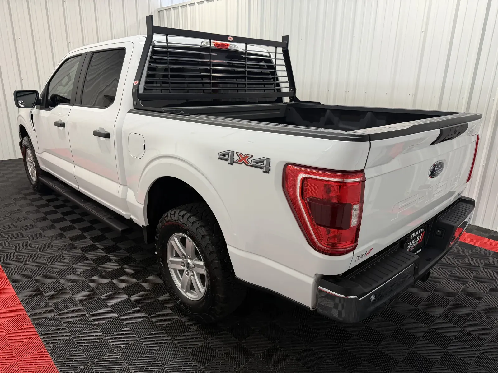 2021 Ford F-150 XLT - Photo 2