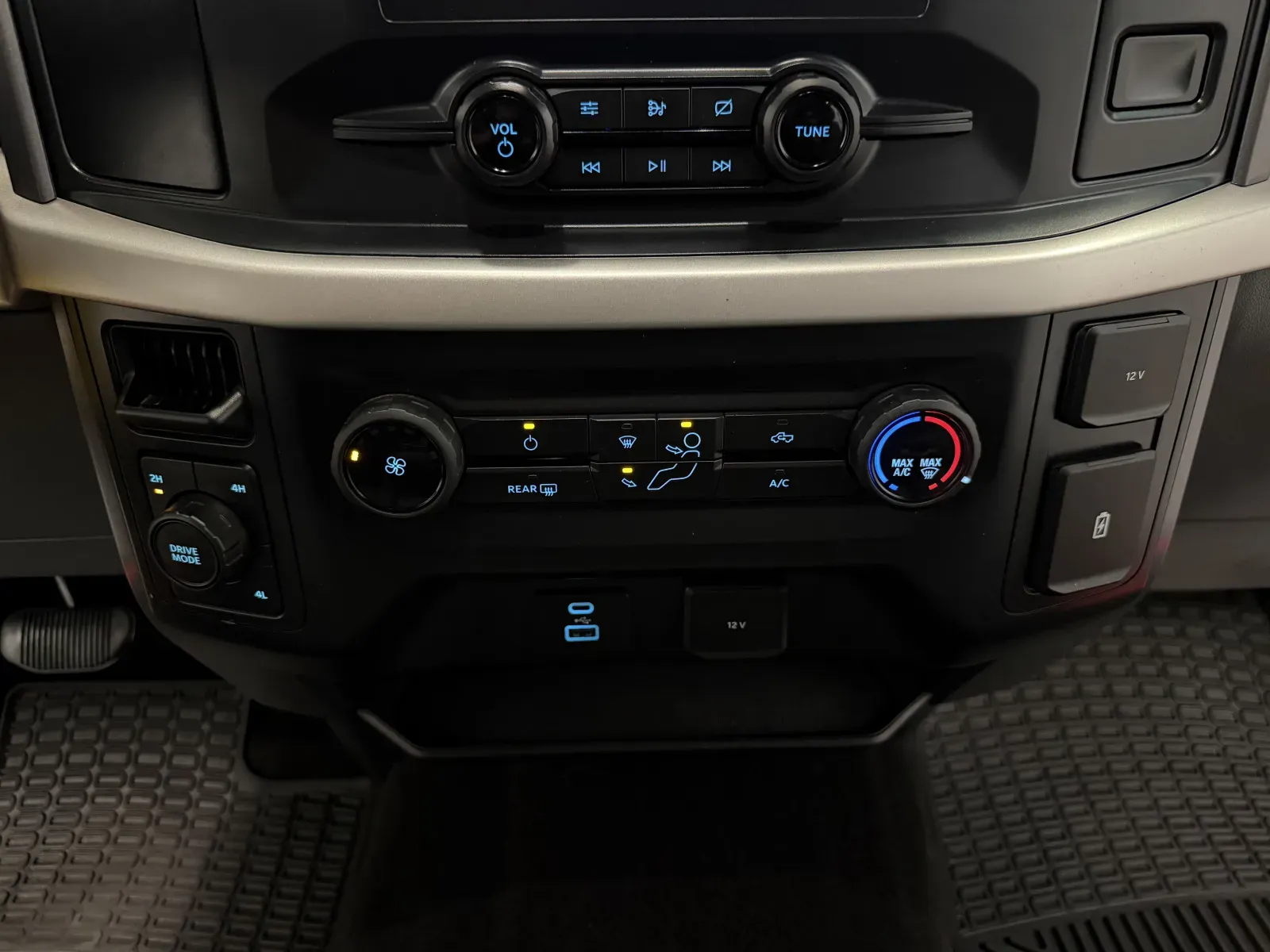 2021 Ford F-150 XLT - Photo 35