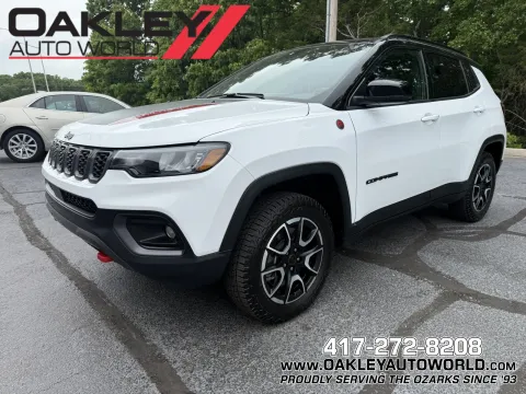 White 2025 Jeep Compass Trailhawk for sale in Branson West, MO