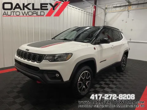 White 2025 Jeep Compass Trailhawk for sale in Branson West, MO