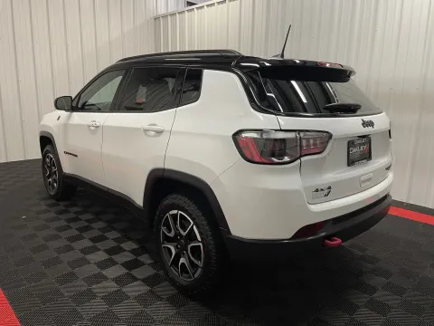 Photos of 2025 Jeep Compass Trailhawk for sale in Branson West, MO at Oakley Auto World