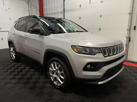 More photos of 2025 Jeep Compass Limited at Oakley Auto World, MO