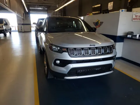 More photos of 2025 Jeep Compass Limited at Oakley Auto World, MO
