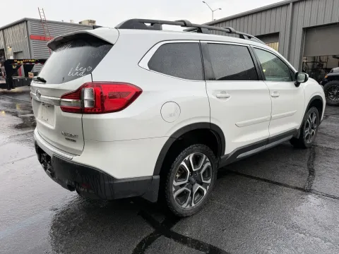 More photos of 2020 Subaru Ascent Limited at Oakley Auto World, MO