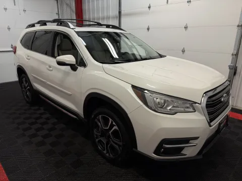 More photos of 2020 Subaru Ascent Limited at Oakley Auto World, MO
