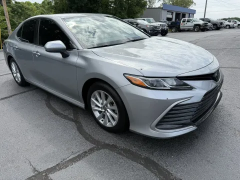 More photos of 2023 Toyota Camry LE at Oakley Auto World, MO