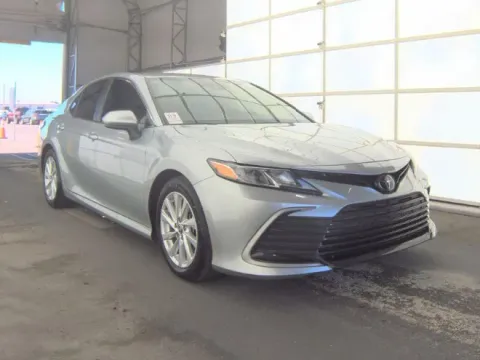 More photos of 2023 Toyota Camry LE at Oakley Auto World, MO