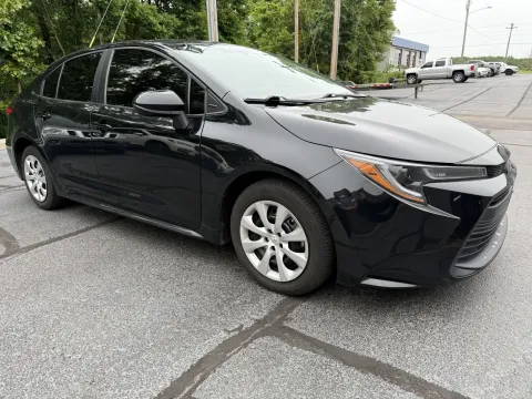More photos of 2024 Toyota Corolla LE at Oakley Auto World, MO