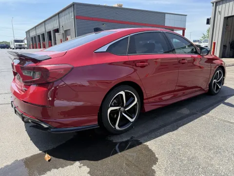 More photos of 2021 Honda Accord Sport at Oakley Auto World, MO