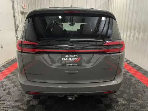 Another view of 2021 Chrysler Pacifica Touring for sale in Branson West, MO at Oakley Auto World
