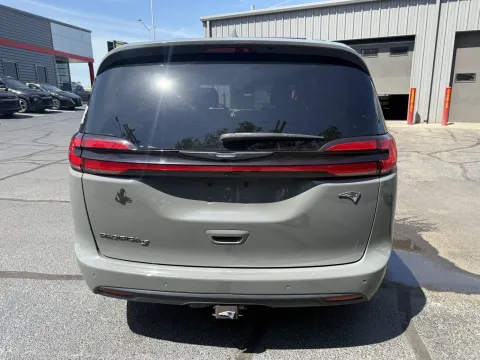 Another view of 2021 Chrysler Pacifica Touring for sale in Branson West, MO at Oakley Auto World