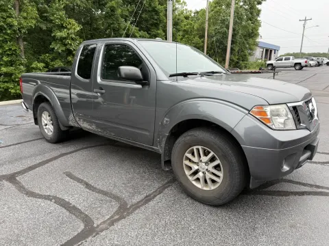 More photos of 2017 Nissan Frontier SV at Oakley Auto World, MO