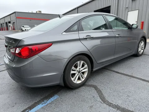 More photos of 2013 Hyundai Sonata GLS at Oakley Auto World, MO