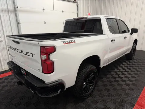 More photos of 2019 Chevrolet Silverado 1500 LT Trail Boss at Oakley Auto World, MO