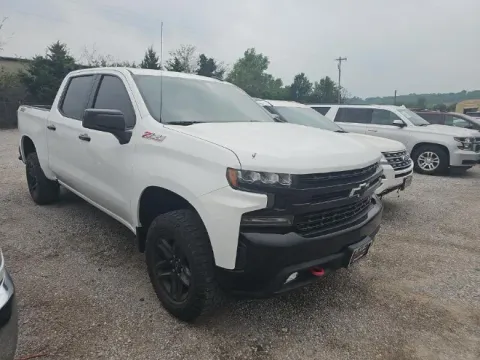 More photos of 2019 Chevrolet Silverado 1500 LT Trail Boss at Oakley Auto World, MO