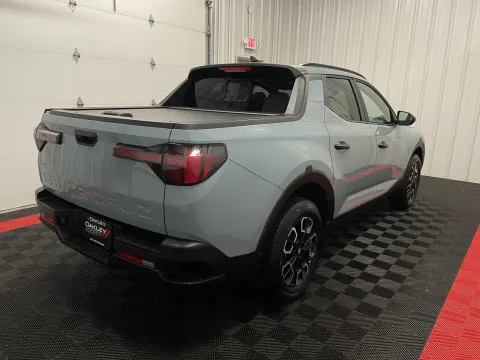 More photos of 2022 Hyundai Santa Cruz SEL at Oakley Auto World, MO