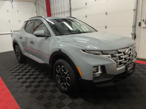 More photos of 2022 Hyundai Santa Cruz SEL at Oakley Auto World, MO