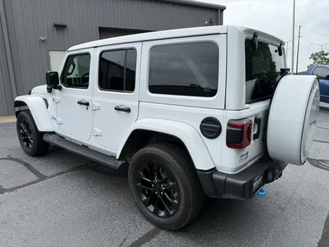 Photos of 2022 Jeep Wrangler for sale in Branson West, MO at Oakley Auto World