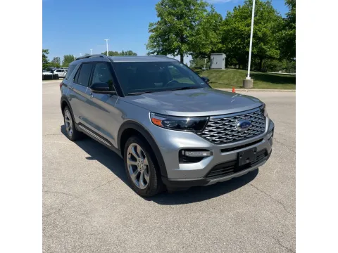 More photos of 2020 Ford Explorer Platinum at Oakley Auto World, MO