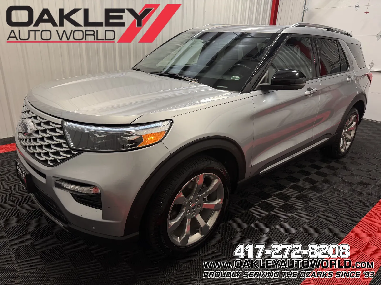 Silver 2020 Ford Explorer Platinum for sale in Branson West, MO