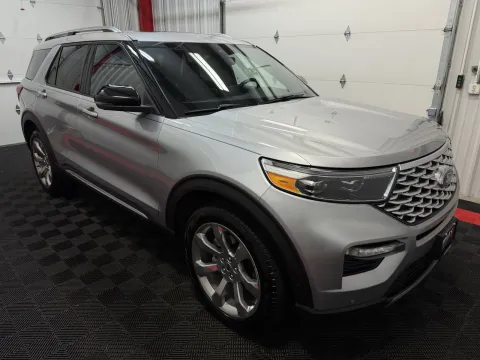 More photos of 2020 Ford Explorer Platinum at Oakley Auto World, MO