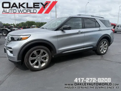 Silver 2020 Ford Explorer Platinum for sale in Branson West, MO