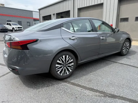 More photos of 2025 Nissan Altima 2.5 SV at Oakley Auto World, MO
