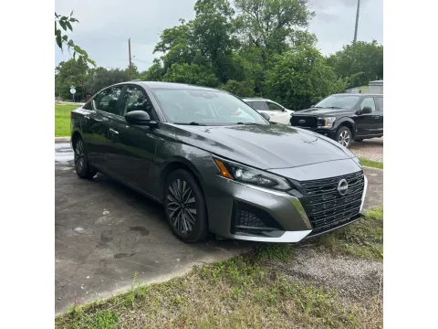 More photos of 2025 Nissan Altima 2.5 SV at Oakley Auto World, MO