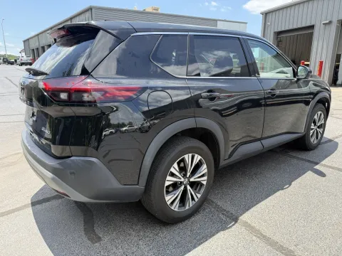 More photos of 2021 Nissan Rogue SV at Oakley Auto World, MO