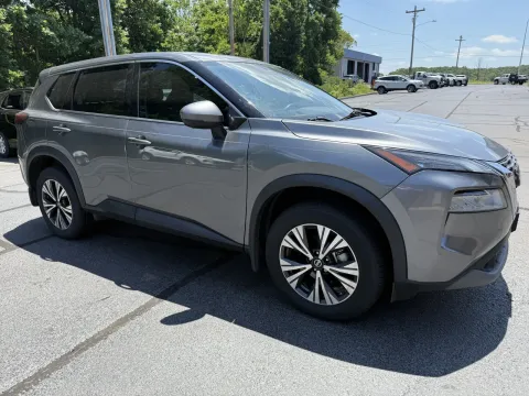 More photos of 2021 Nissan Rogue SV at Oakley Auto World, MO