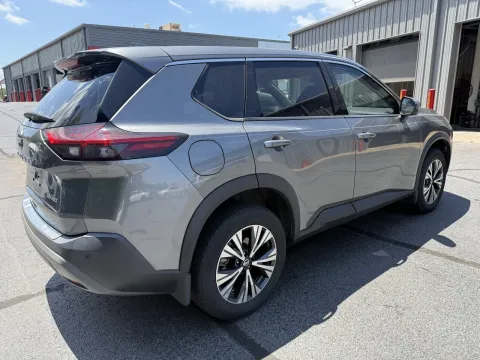More photos of 2021 Nissan Rogue SV at Oakley Auto World, MO
