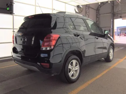 More photos of 2022 Chevrolet Trax LT at Oakley Auto World, MO
