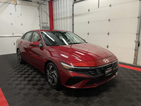 More photos of 2025 Hyundai Elantra SEL Convenience at Oakley Auto World, MO