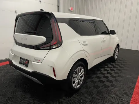 More photos of 2023 Kia Soul LX at Oakley Auto World, MO