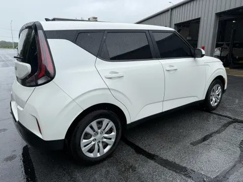 More photos of 2023 Kia Soul LX at Oakley Auto World, MO
