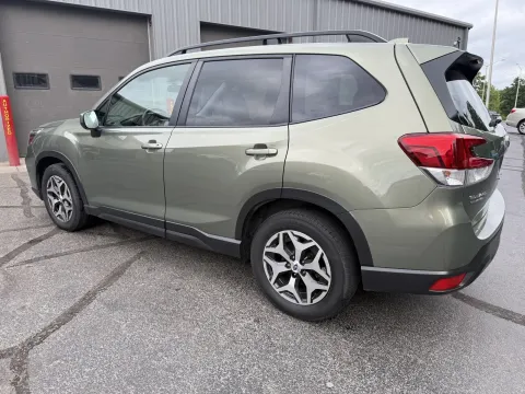 Photos of 2019 Subaru Forester Premium for sale in Branson West, MO at Oakley Auto World