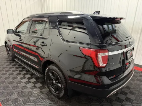 Photos of 2017 Ford Explorer XLT for sale in Branson West, MO at Oakley Auto World