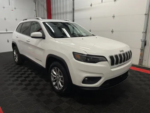 More photos of 2021 Jeep Cherokee Latitude Plus at Oakley Auto World, MO