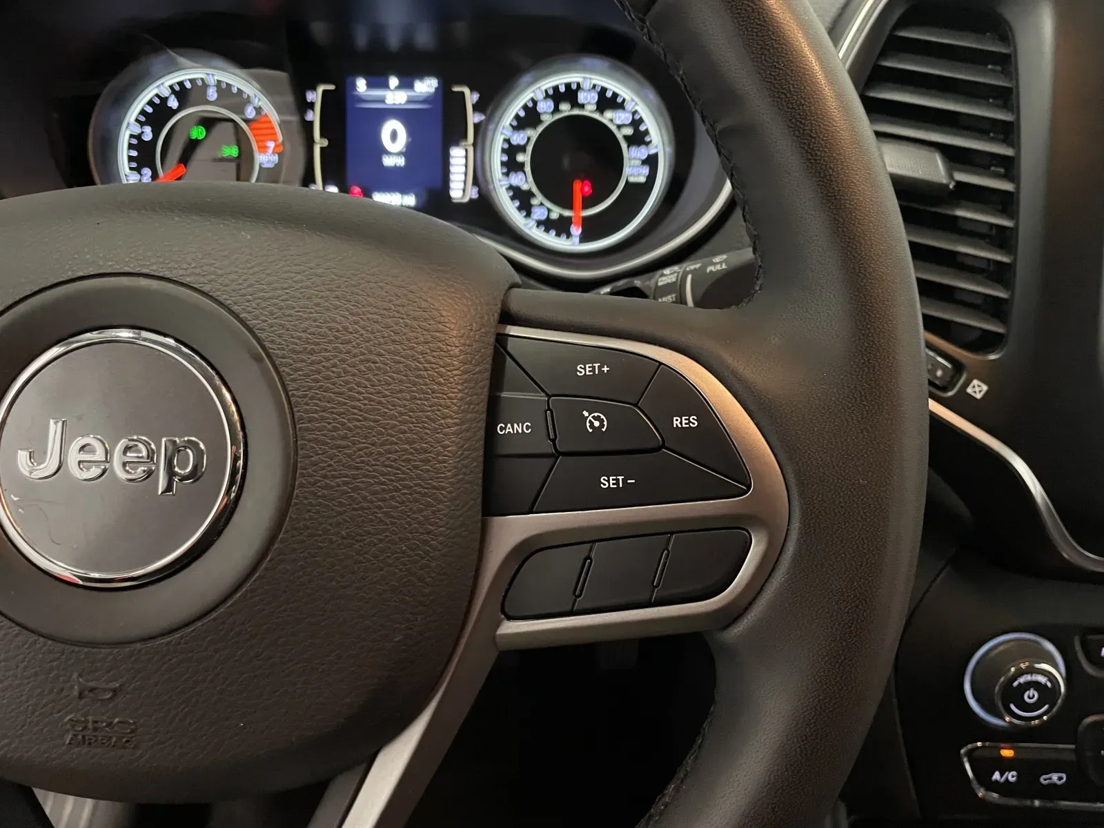 2021 Jeep Cherokee Latitude Plus - Photo 22