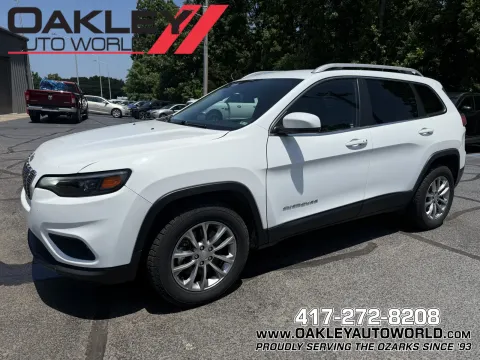 White 2021 Jeep Cherokee Latitude Plus for sale in Branson West, MO