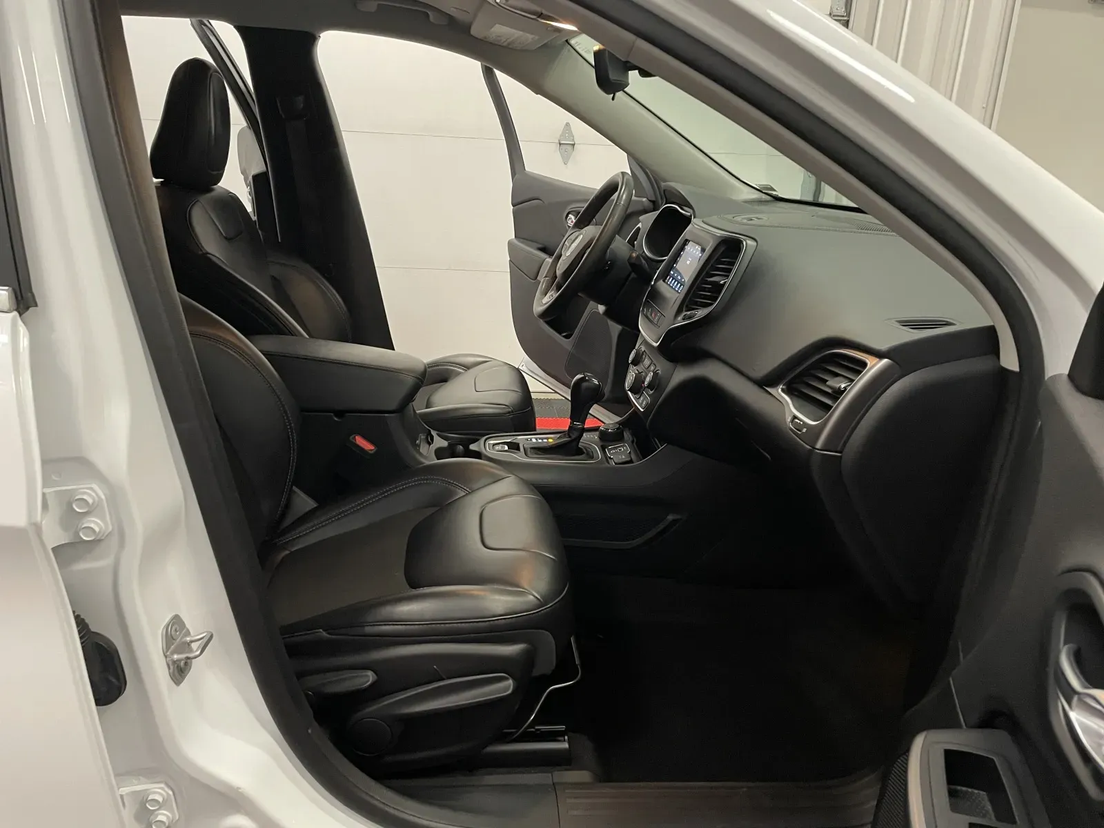 2021 Jeep Cherokee Latitude Plus - Photo 43