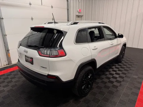 More photos of 2021 Jeep Cherokee Latitude Plus at Oakley Auto World, MO