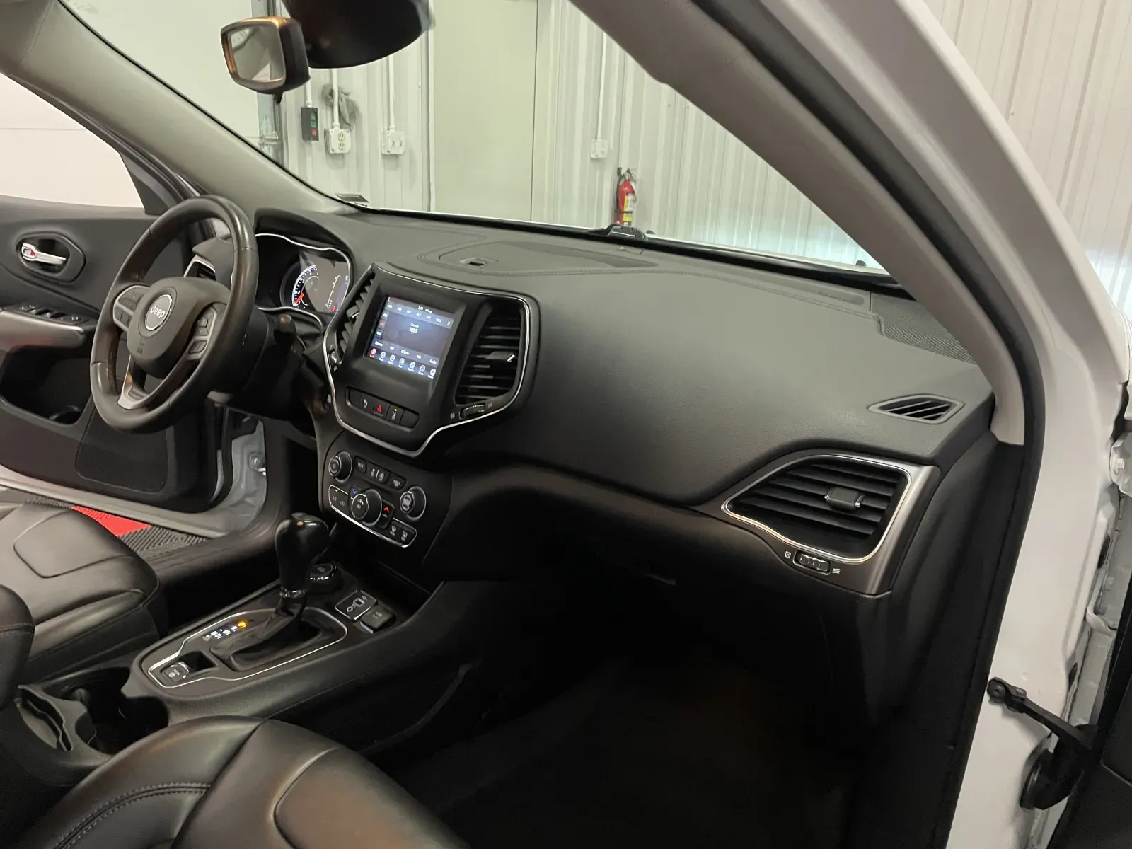 2021 Jeep Cherokee Latitude Plus - Photo 45