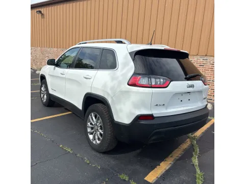Photos of 2021 Jeep Cherokee Latitude Plus for sale in Branson West, MO at Oakley Auto World