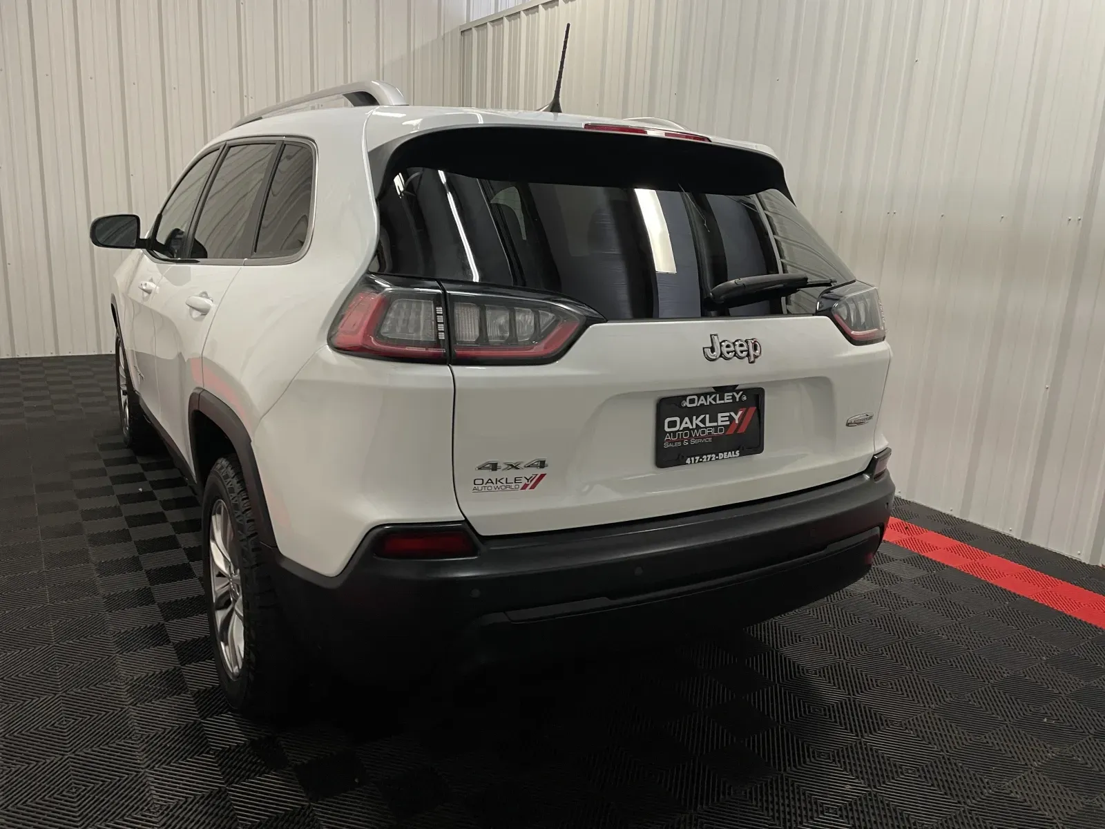 2021 Jeep Cherokee Latitude Plus - Photo 13
