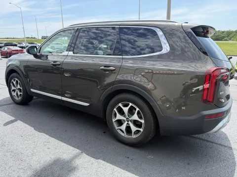 Photos of 2020 Kia Telluride EX for sale in Branson West, MO at Oakley Auto World