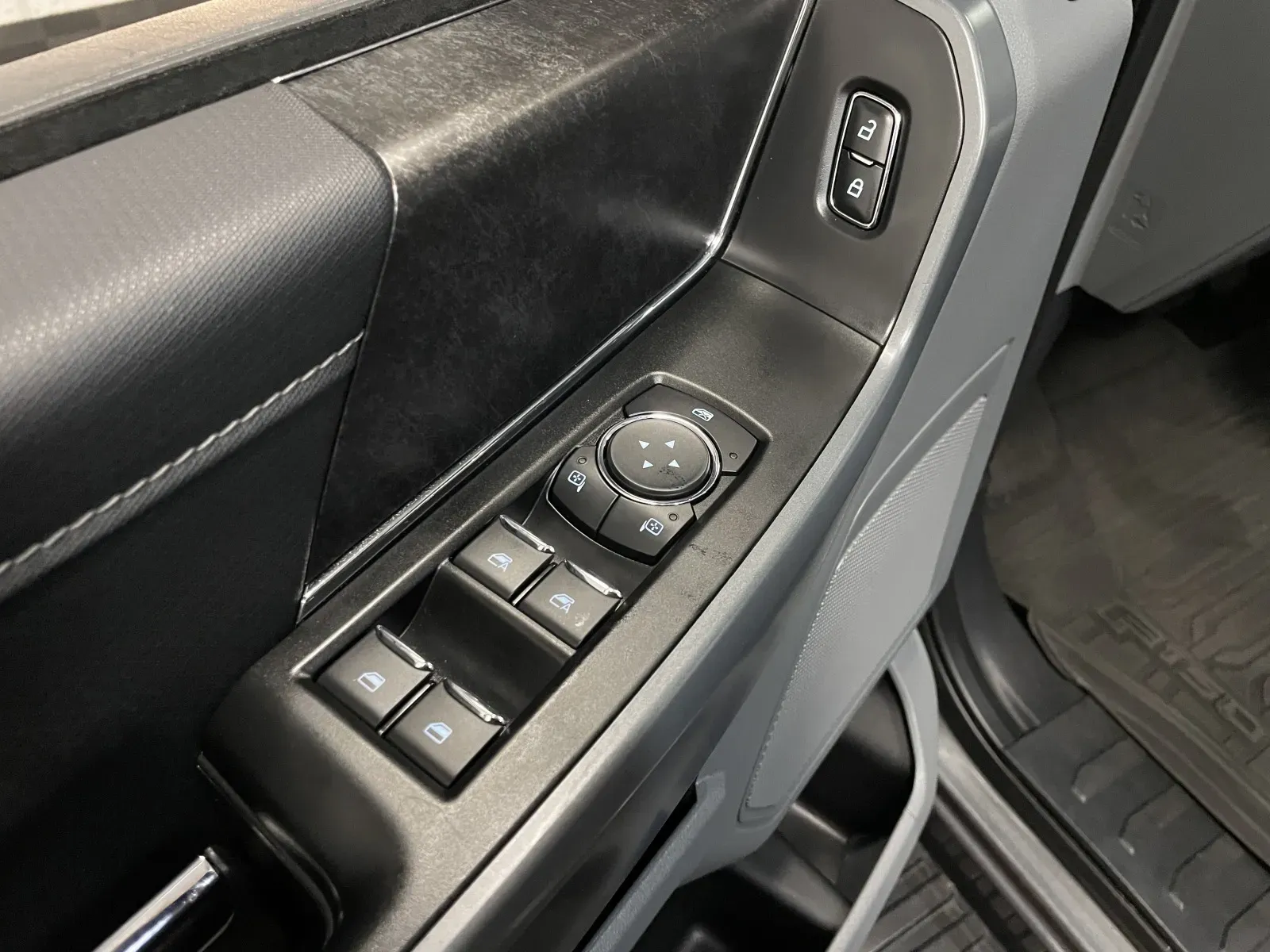 2022 Ford F-150 XLT - Photo 29
