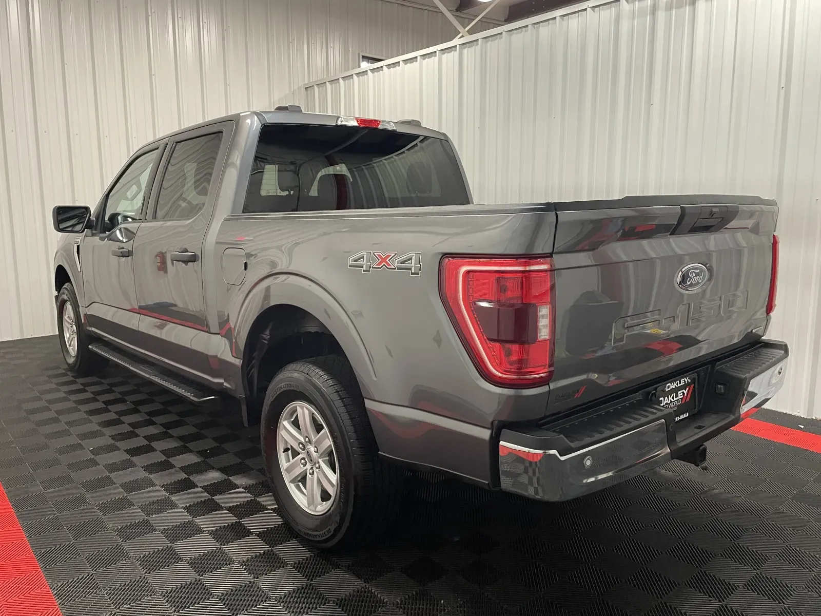 2022 Ford F-150 XLT - Photo 2