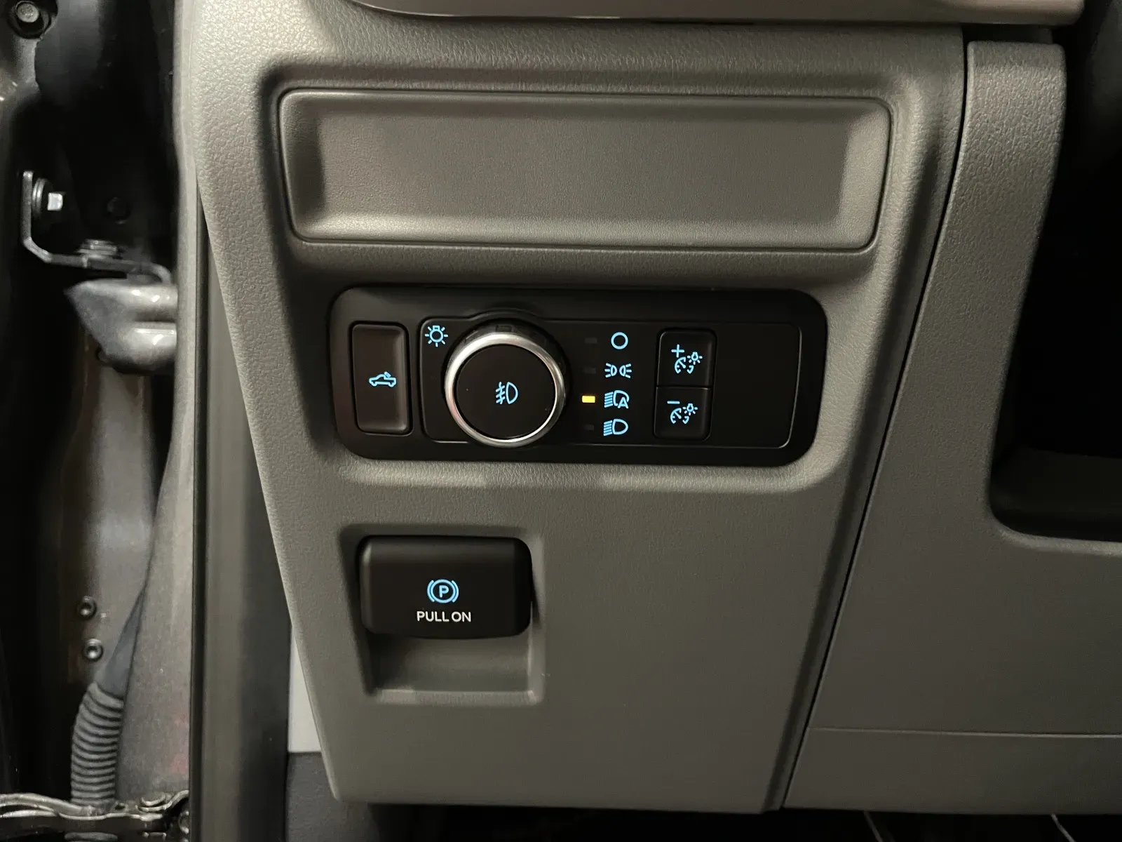2022 Ford F-150 XLT - Photo 27